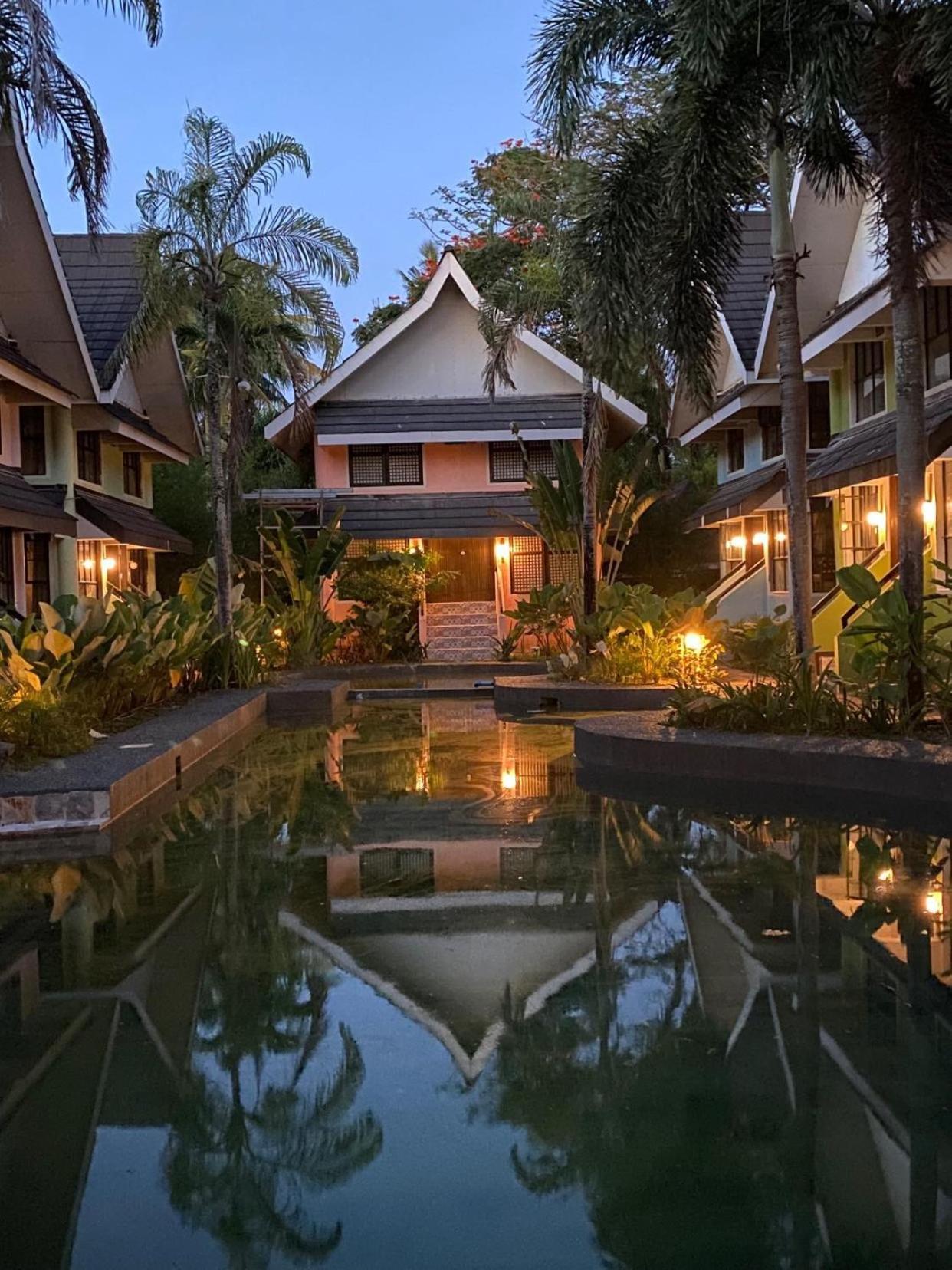 Lido Shores Resort Sariaya Luaran gambar